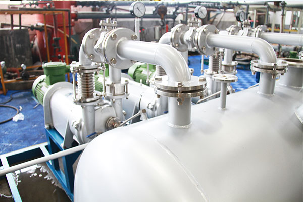 新安江工業(yè)泵為您提示，羅茨真空機(jī)組選型應(yīng)該注意什么？